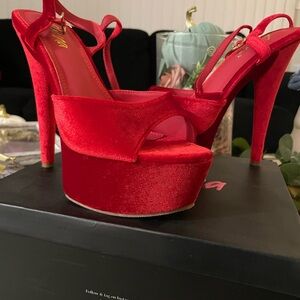 PLEASER HEELS ‼️